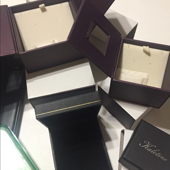 Assorted Jewelry Boxes (8pcs) - Picture 2 of 2